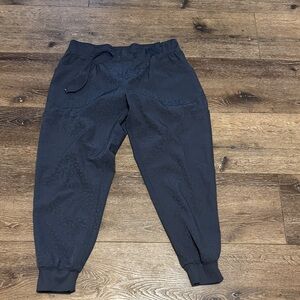 Ava Therese by Zavate‎ apparel gray leopard  scrub pants Large petite